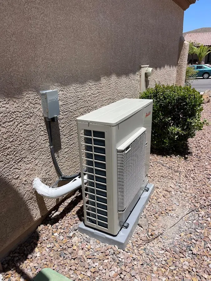 Residential air conditioning condenser unit in Florida Ridge